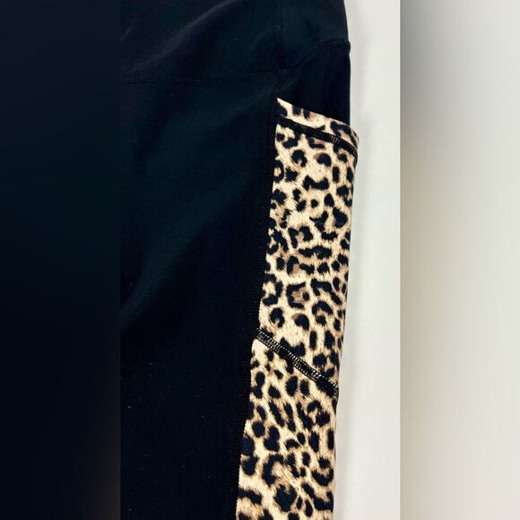 Zyia Leopard Print High Rise Cropped Leggings - Picture 4 of 9